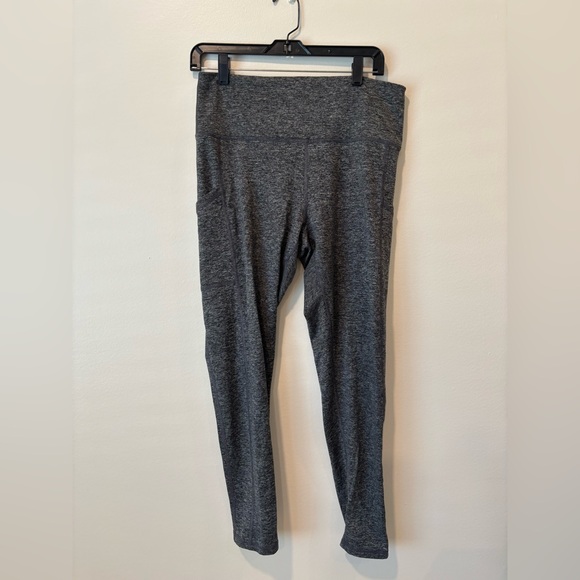 2 pairs of Aerie gray leggings with side pockets size XL - Picture 14 of 15